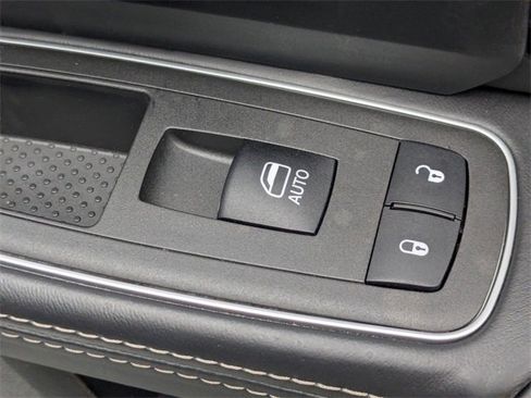 Used 2024 RAM 3500 Limited image 34