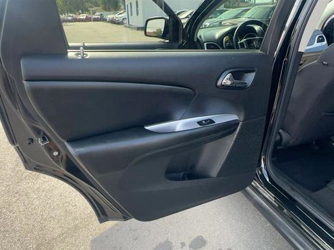 Used 2015 Dodge Journey SXT w/ Flexible Seating Group FWD image 30