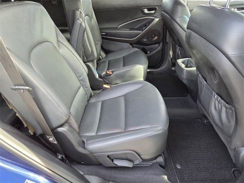 Used 2017 Hyundai Santa Fe Limited image 16