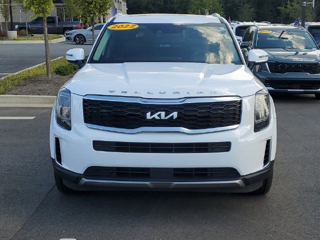 Used 2022 Kia Telluride EX w/ EX Premium Package FWD image 2