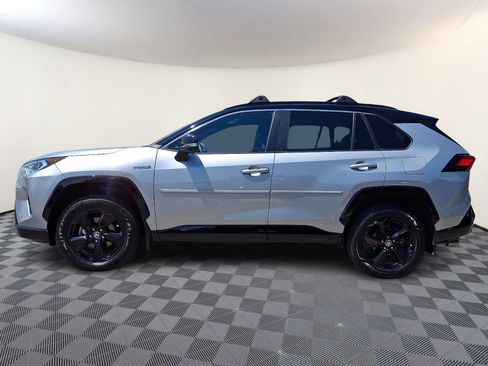 Used 2021 Toyota RAV4 XSE AWD/4WD image 10