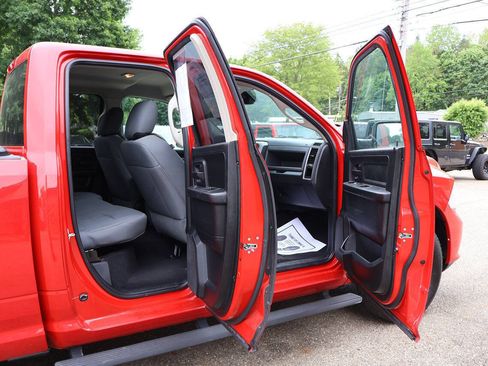 Used 2018 RAM 1500 Express AWD/4WD image 14