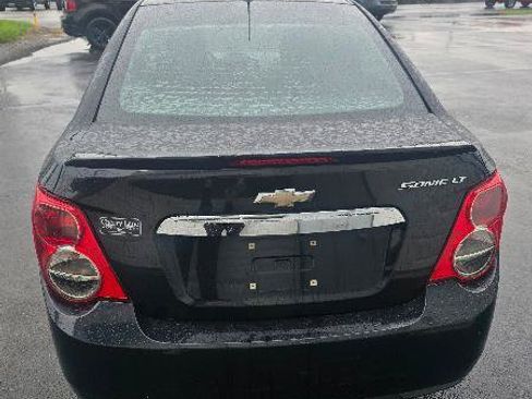 Used 2015 Chevrolet Sonic LT w/ Wheels and Fog Lamp Package FWD image 3