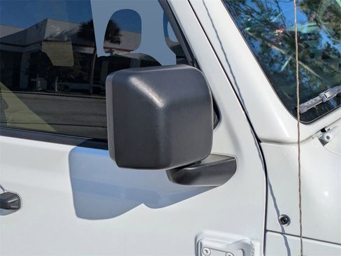 Used 2020 Jeep Wrangler Unlimited Sport S image 11