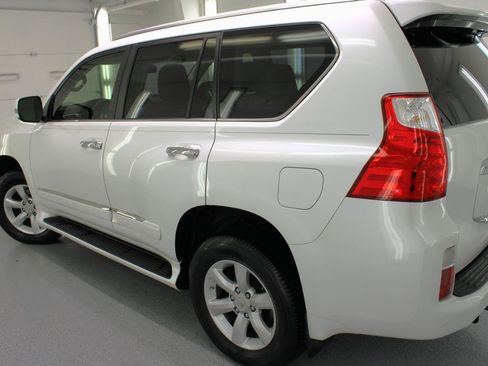 Used 2011 Lexus GX 460 Premium AWD/4WD image 16