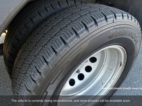 Used 2021 Ford Transit 350 XLT image 11