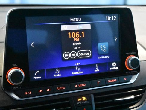 Certified 2025 Nissan Altima 2.5 SR image 10