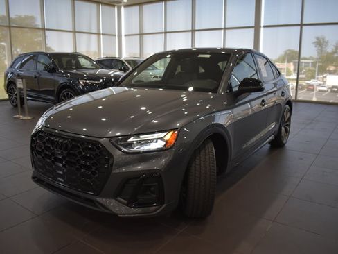 Used 2023 Audi SQ5 Premium Plus w/ Premium Plus Package AWD/4WD image 3