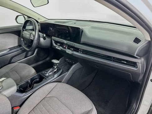 Used 2025 Kia K4 EX FWD image 29