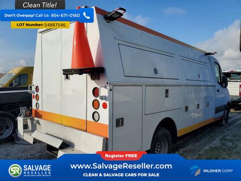 Used 2019 Freightliner Sprinter 3500 w/ Premium Package RWD image 4