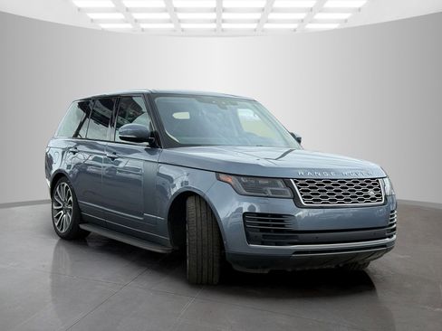 Used 2020 Land Rover Range Rover HSE image 3