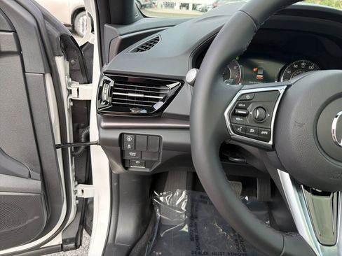 New 2026 Acura RDX SH-AWD image 13