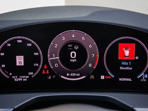 Used 2025 Porsche Panamera 4 image 25