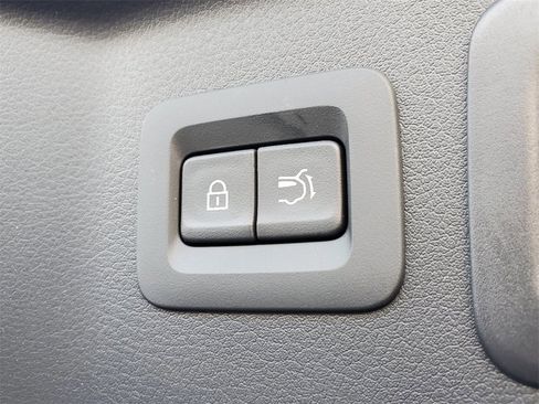 New 2025 MAZDA CX-70 3.3 Turbo w/ Preferred Package image 12