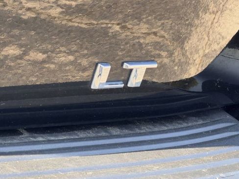 Used 2024 Chevrolet Tahoe LT RWD image 10