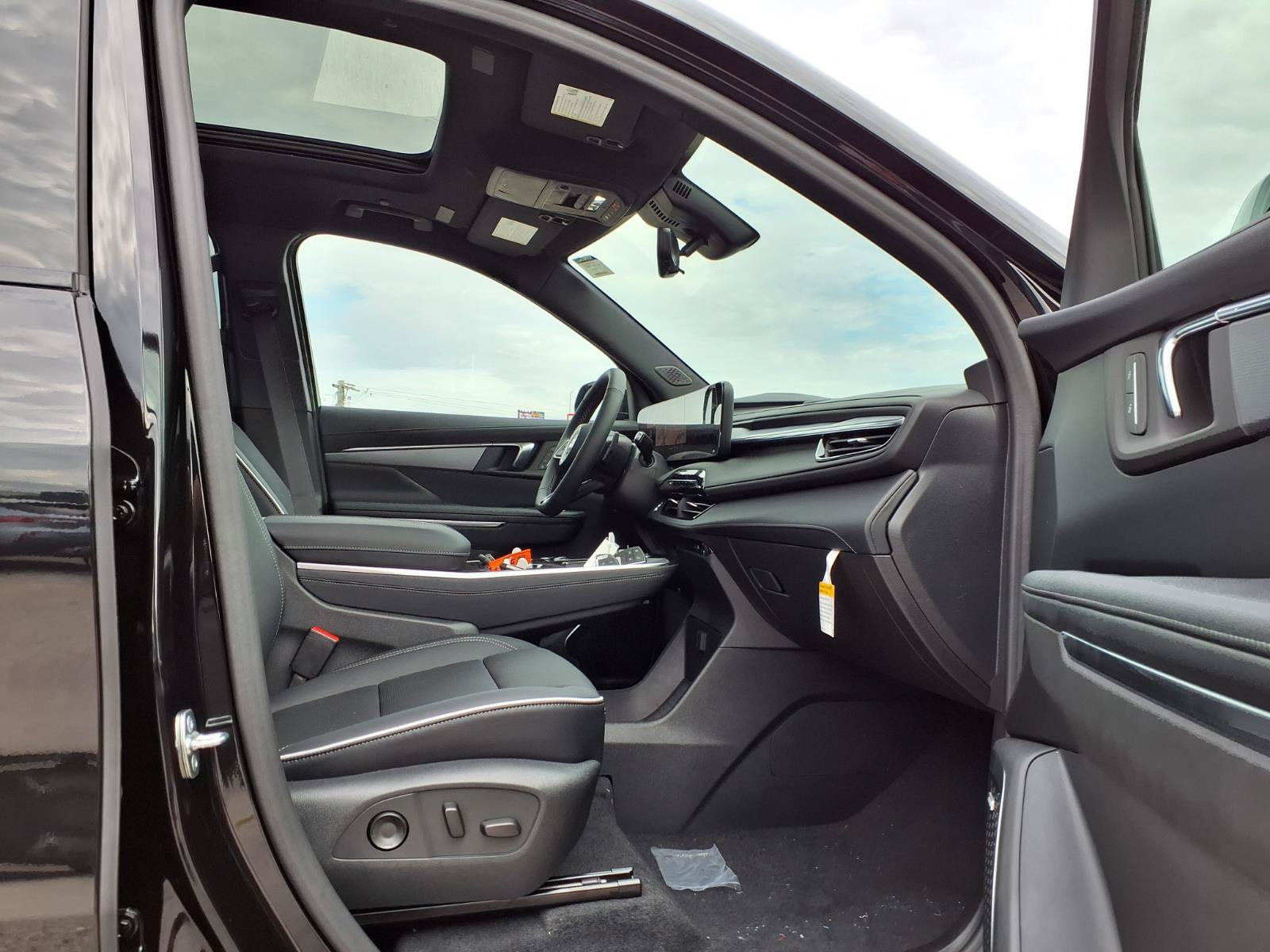 New 2027 Buick Enclave Sport Touring w/ Power Package FWD image 18