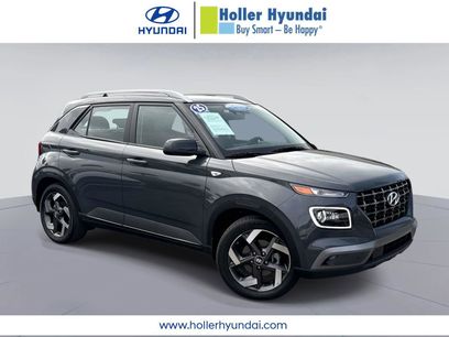 Certified 2025 Hyundai Venue Limited