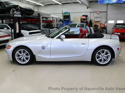 Used 2004 BMW Z4 3.0i image 3