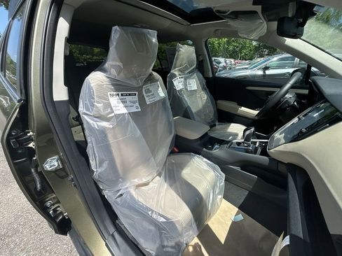 Used 2025 Subaru Outback Premium image 14