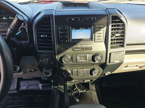 Used 2018 Ford F150 XL w/ Equipment Group 101A Mid image 13