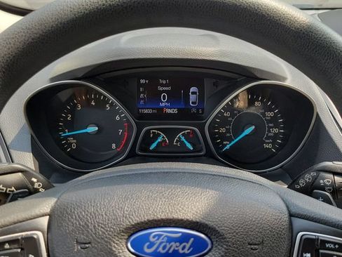 Used 2017 Ford Escape SE w/ Equipment Group 201A FWD image 32