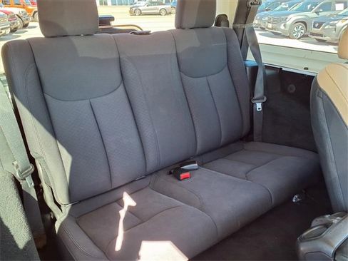 Used 2021 Jeep Wrangler Willys image 14