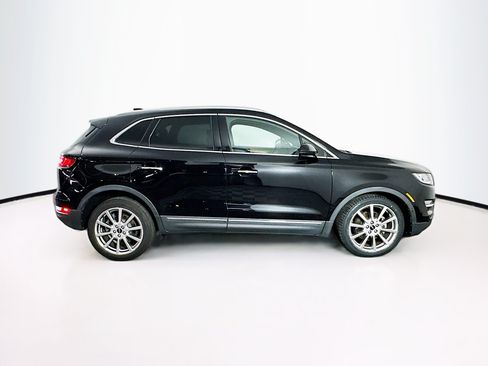 Used 2019 Lincoln MKC Reserve w/ MKC Technology Package FWD image 10