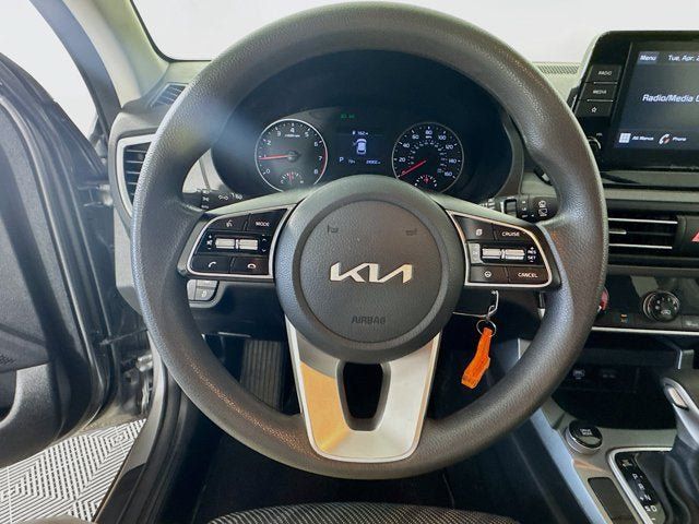 Certified 2023 Kia Seltos LX AWD/4WD image 11