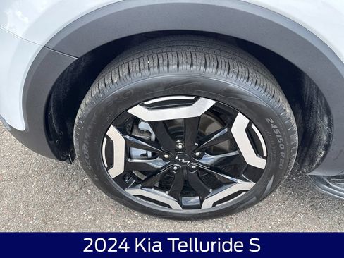Used 2024 Kia Telluride S w/ S Sunroof Package AWD/4WD image 11