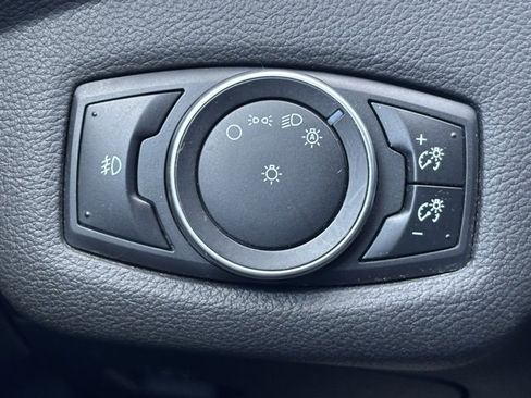 Used 2016 Ford Escape SE image 24