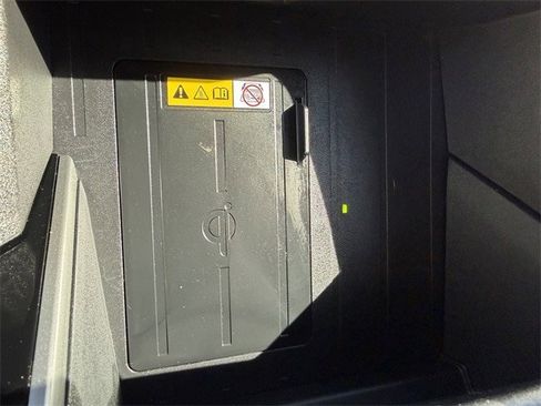 Used 2024 Toyota Tundra Platinum image 22