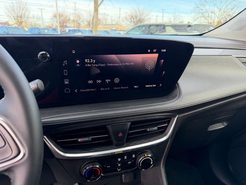 Used 2024 Buick Encore GX Preferred image 14