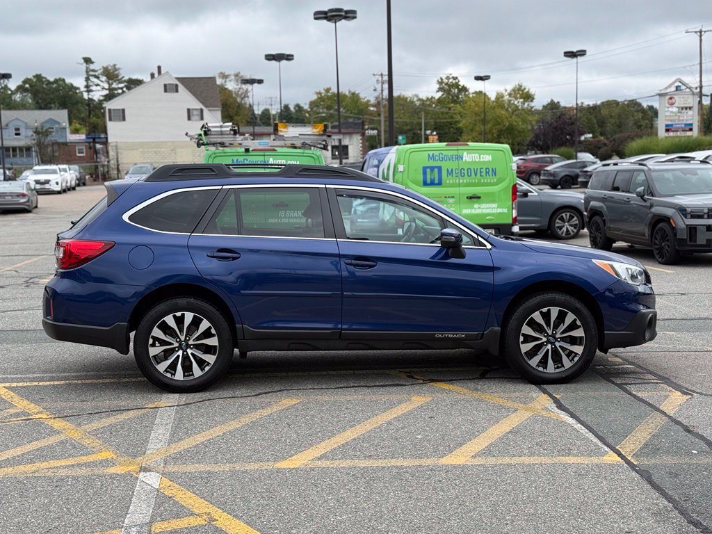 Used 2017 Subaru Outback 2.5i Limited AWD/4WD image 7