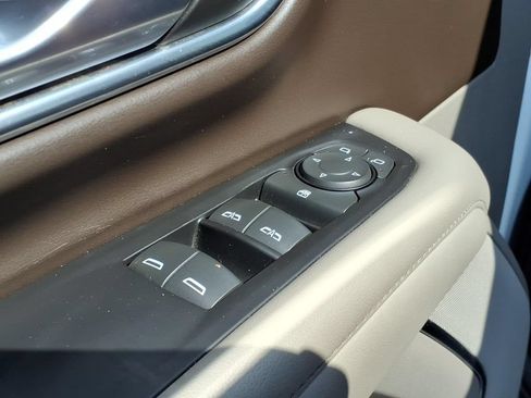 Used 2022 Chevrolet Tahoe LS w/ Driver Alert Package AWD/4WD image 11