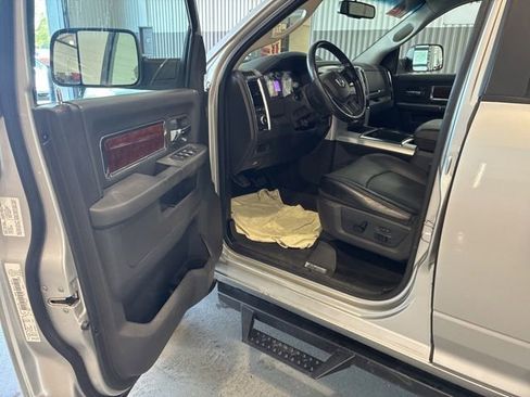 Used 2012 RAM 2500 Laramie w/ Protection Group AWD/4WD image 9