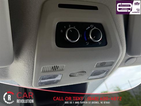Used 2023 Ford Transit 350 XLT RWD image 25