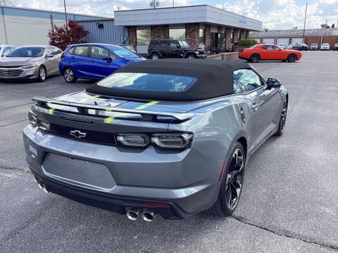 Used 2020 Chevrolet Camaro SS image 9