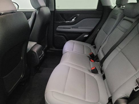 Used 2022 Lincoln Corsair AWD w/ Equipment Group 101A image 18