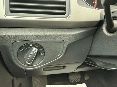 Used 2019 Volkswagen Atlas SE w/ Panoramic Sunroof Package AWD/4WD image 27
