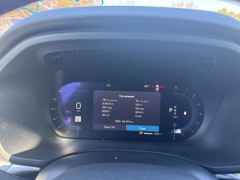 Certified 2023 Volvo XC60 B5 Core image 19