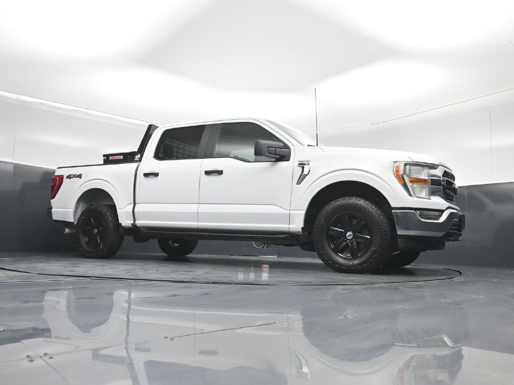 Used 2022 Ford F150 XLT w/ Trailer Tow Package AWD/4WD image 3