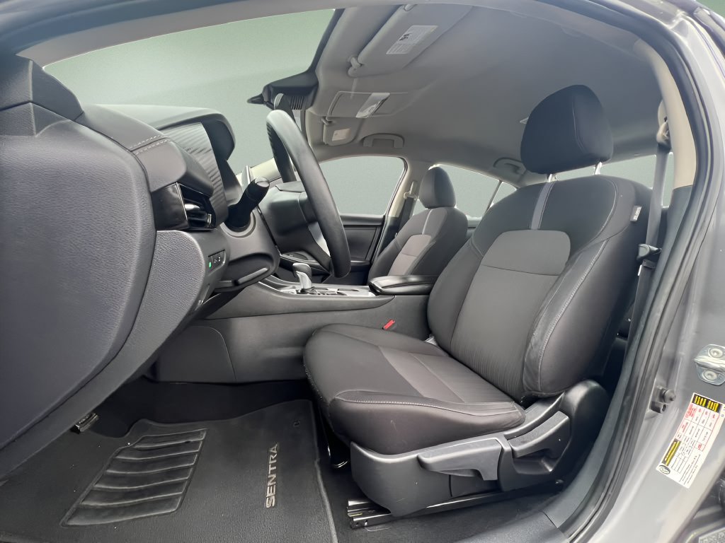 Used 2024 Nissan Sentra SV FWD image 10