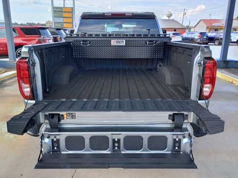 Used 2024 GMC Sierra 2500 SLE w/ SLE Convenience Package AWD/4WD image 23