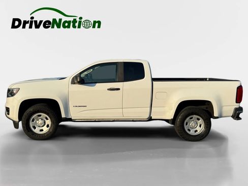 Used 2018 Chevrolet Colorado W/T w/ WT Convenience Package RWD image 8