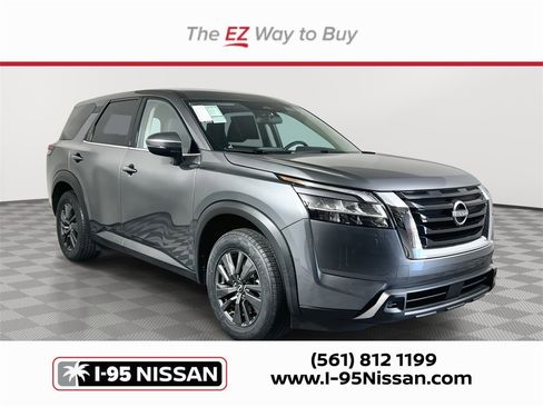 Certified 2022 Nissan Pathfinder S image 1