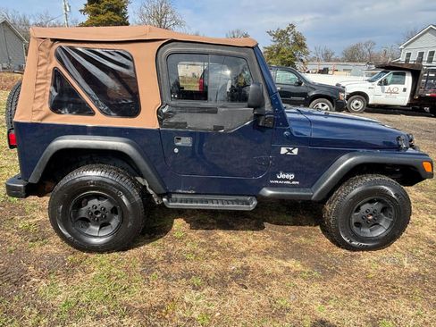 Used 2004 Jeep Wrangler X w/ Convenience Group image 4