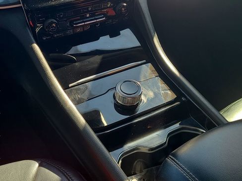 Used 2021 Jeep Grand Cherokee L Laredo w/ Luxury Tech Group I image 19