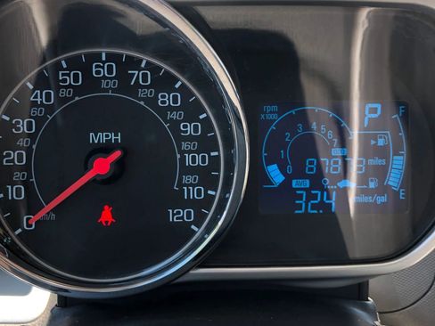 Used 2014 Chevrolet Spark LT image 20