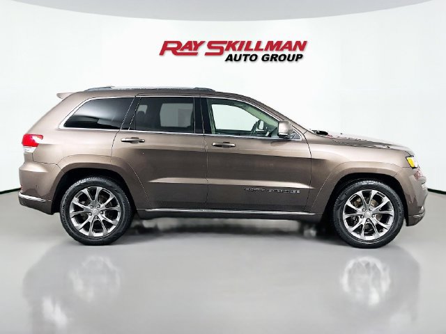 Used 2020 Jeep Grand Cherokee Summit w/ Platinum Series Group AWD/4WD image 8