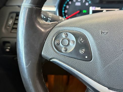 Used 2016 Chevrolet Impala LTZ w/ Enhanced Convenience Package FWD image 12